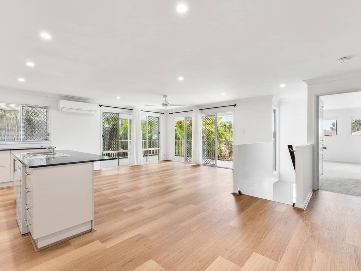 4 John Francis Drive, Carrara - Thumbnail 2