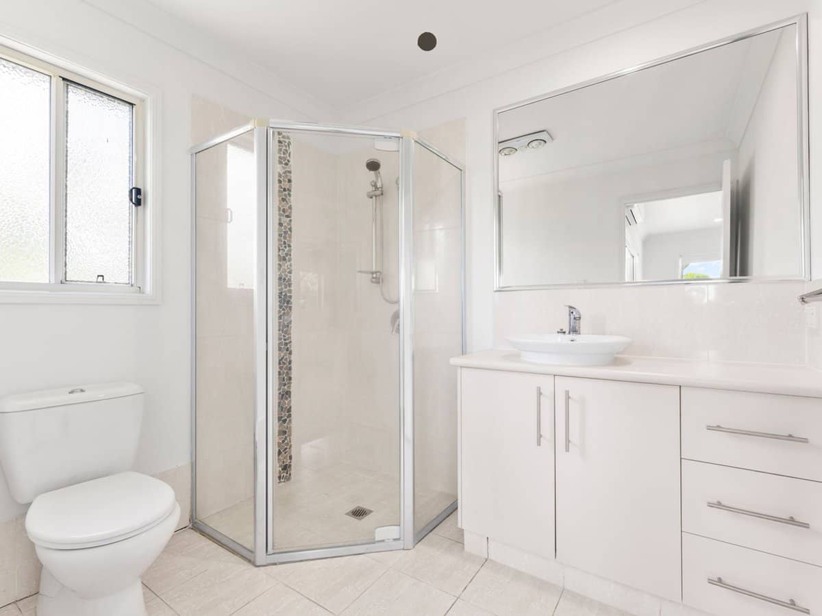 4 John Francis Drive, Carrara - Thumbnail 8