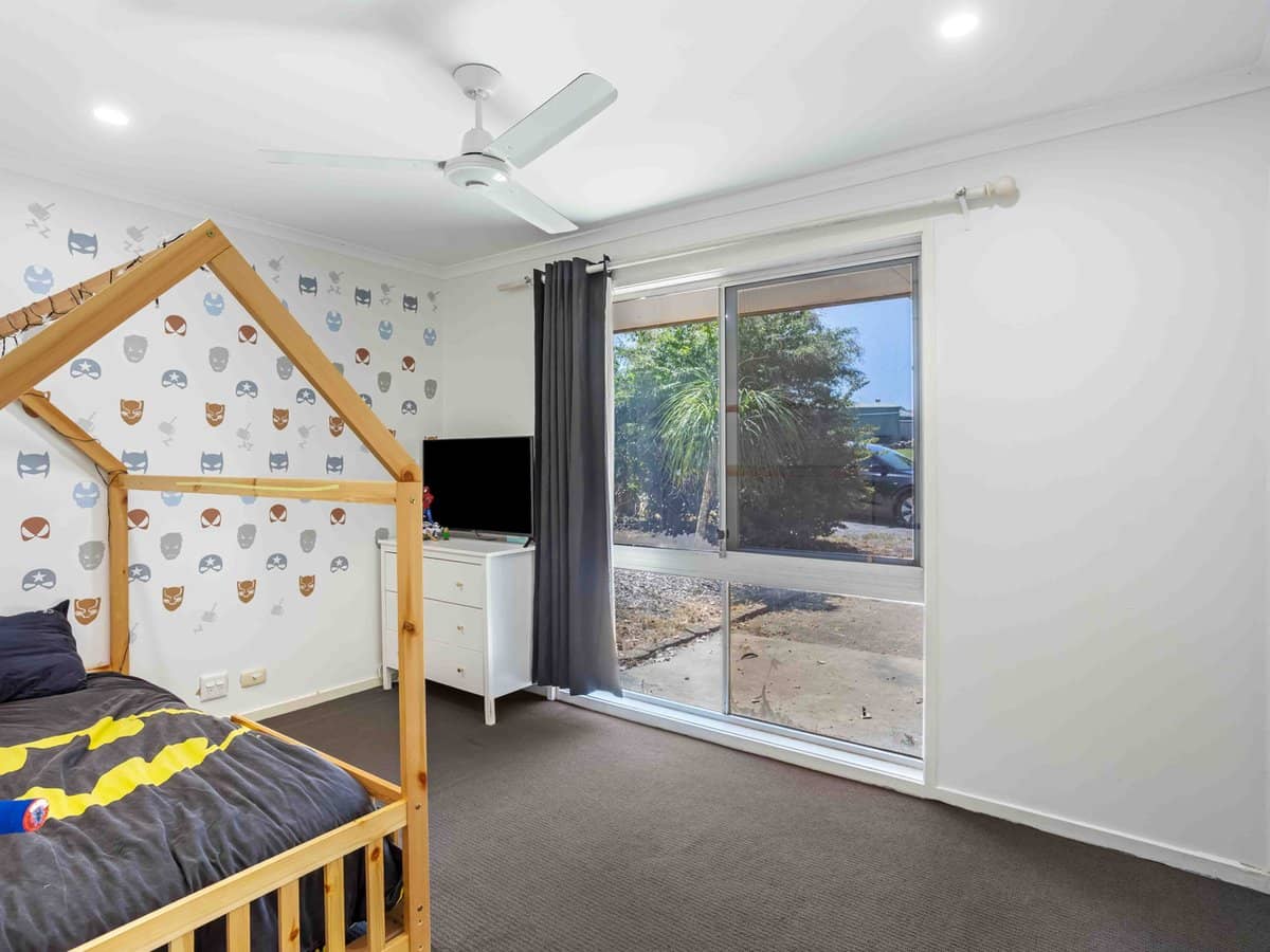 12 Riversdale Road, Oxenford - Thumbnail 11