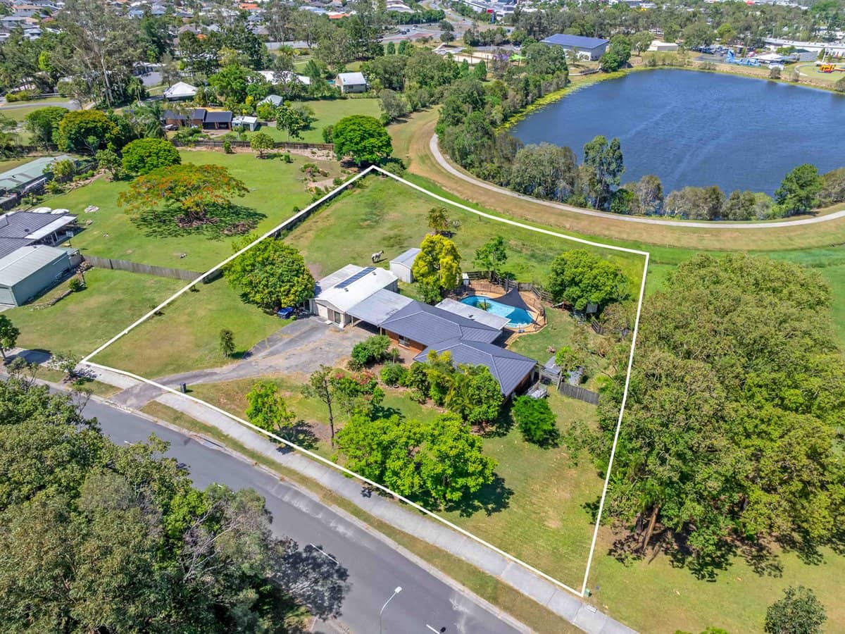 12 Riversdale Road, Oxenford - Thumbnail 13