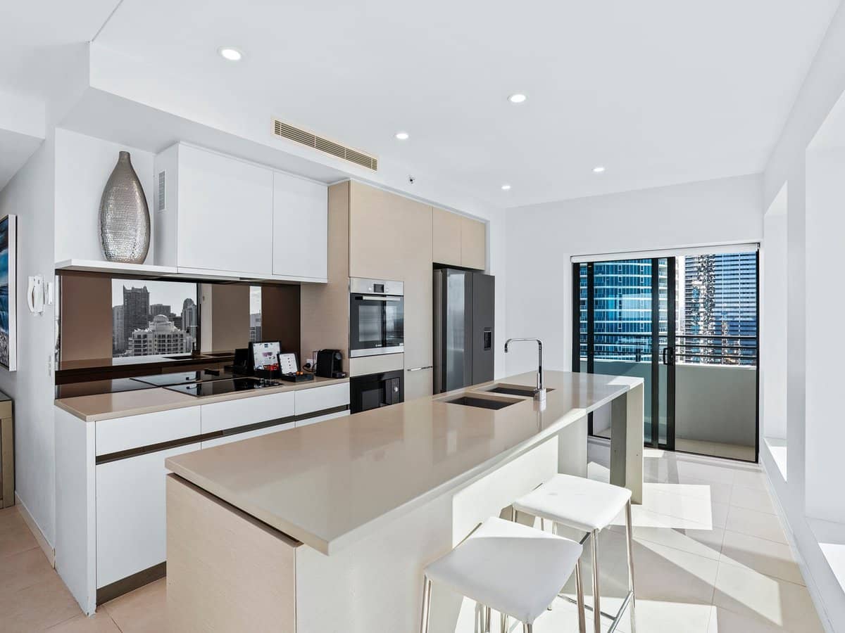 4 The Esplanade, Surfers Paradise - Thumbnail 8