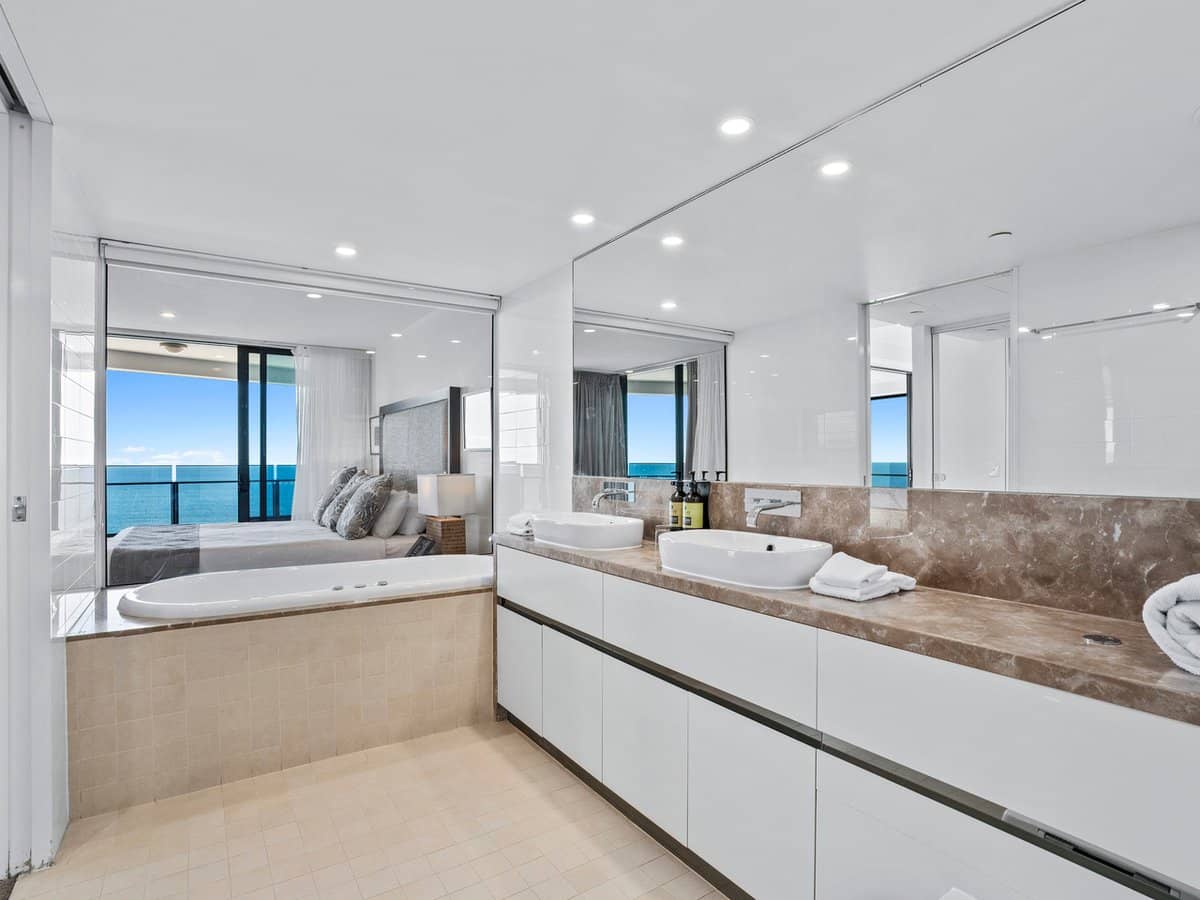 4 The Esplanade, Surfers Paradise - Thumbnail 11