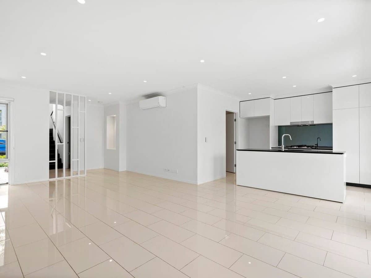 100 Forest Drive, Pimpama - Thumbnail 2