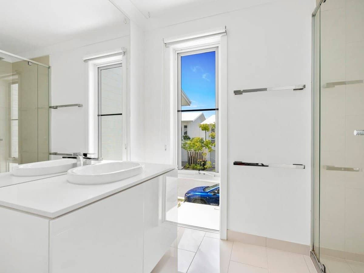 100 Forest Drive, Pimpama - Thumbnail 7