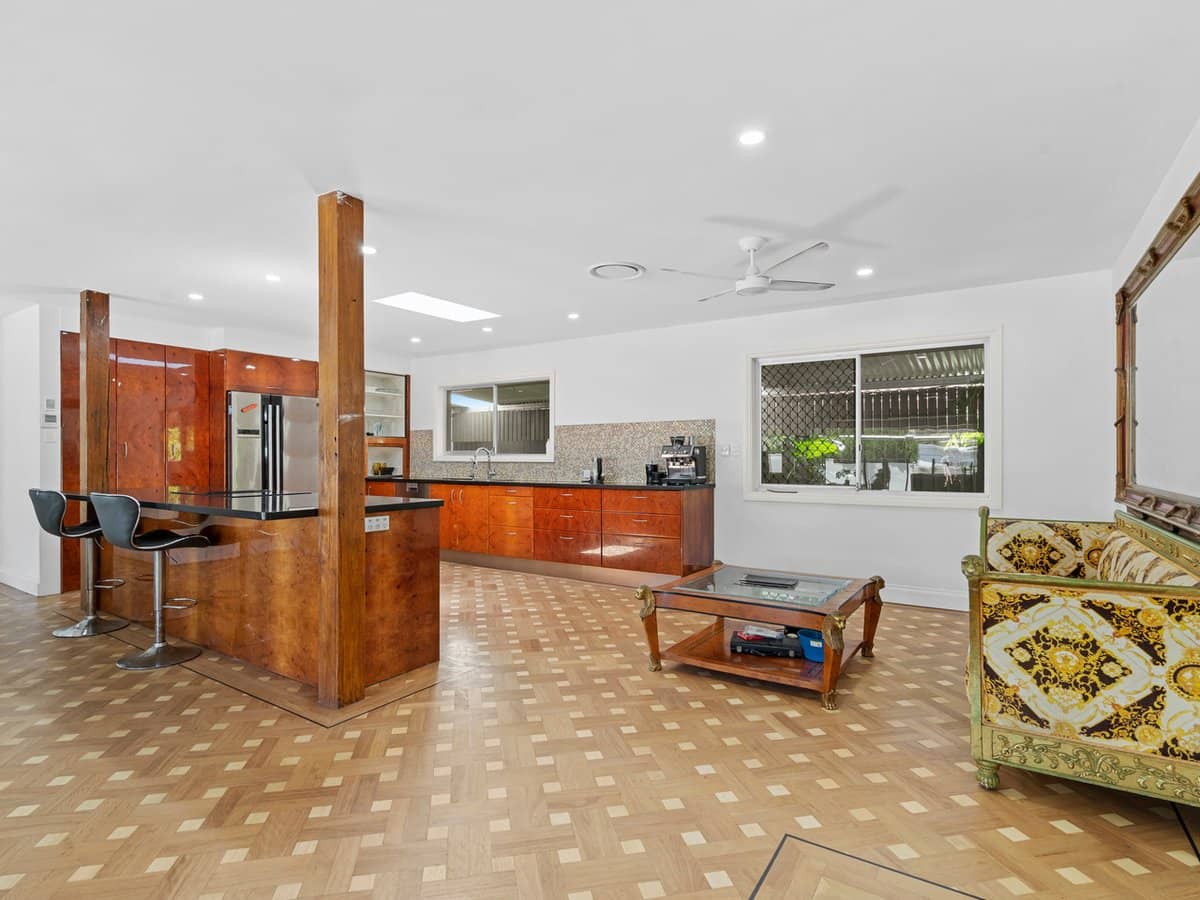 34 Moora Street, ASHMORE - Thumbnail 8