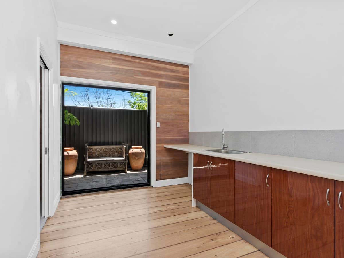 34 Moora Street, ASHMORE - Thumbnail 10