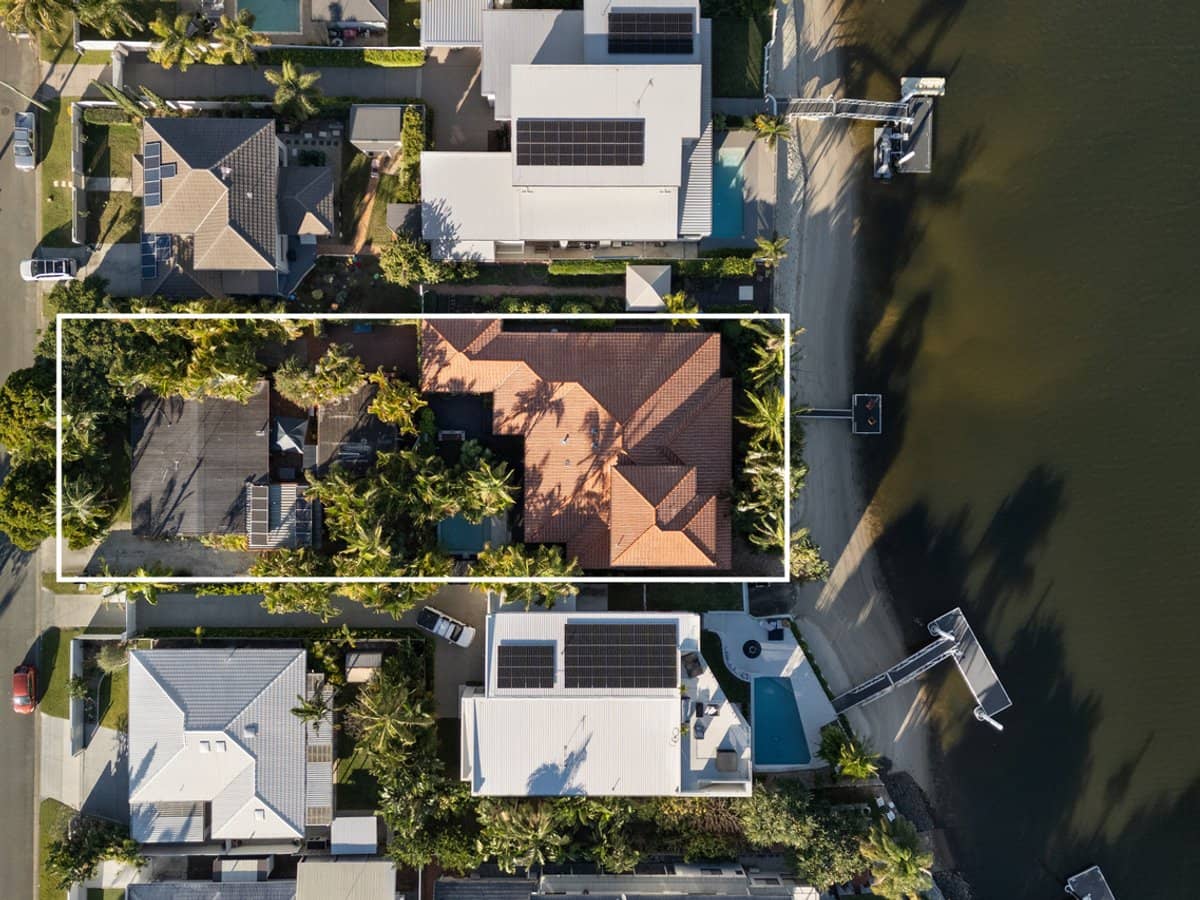 123 & 125 Allambi Avenue, BROADBEACH WATERS - Thumbnail 1