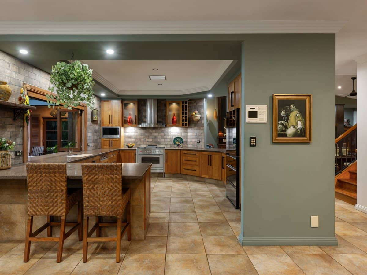 123 & 125 Allambi Avenue, BROADBEACH WATERS - Thumbnail 10