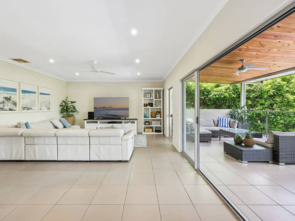 330 Ron Penhaligon Way, Robina - Thumbnail 9