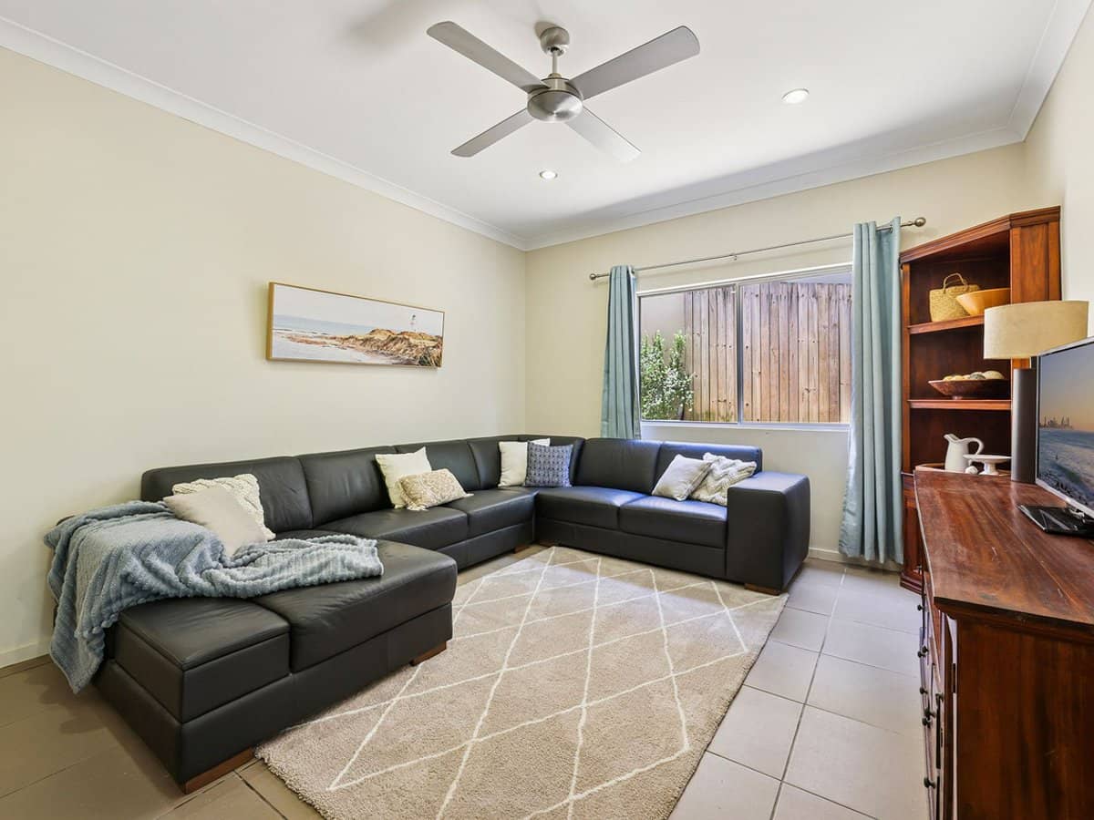 330 Ron Penhaligon Way, Robina - Thumbnail 12