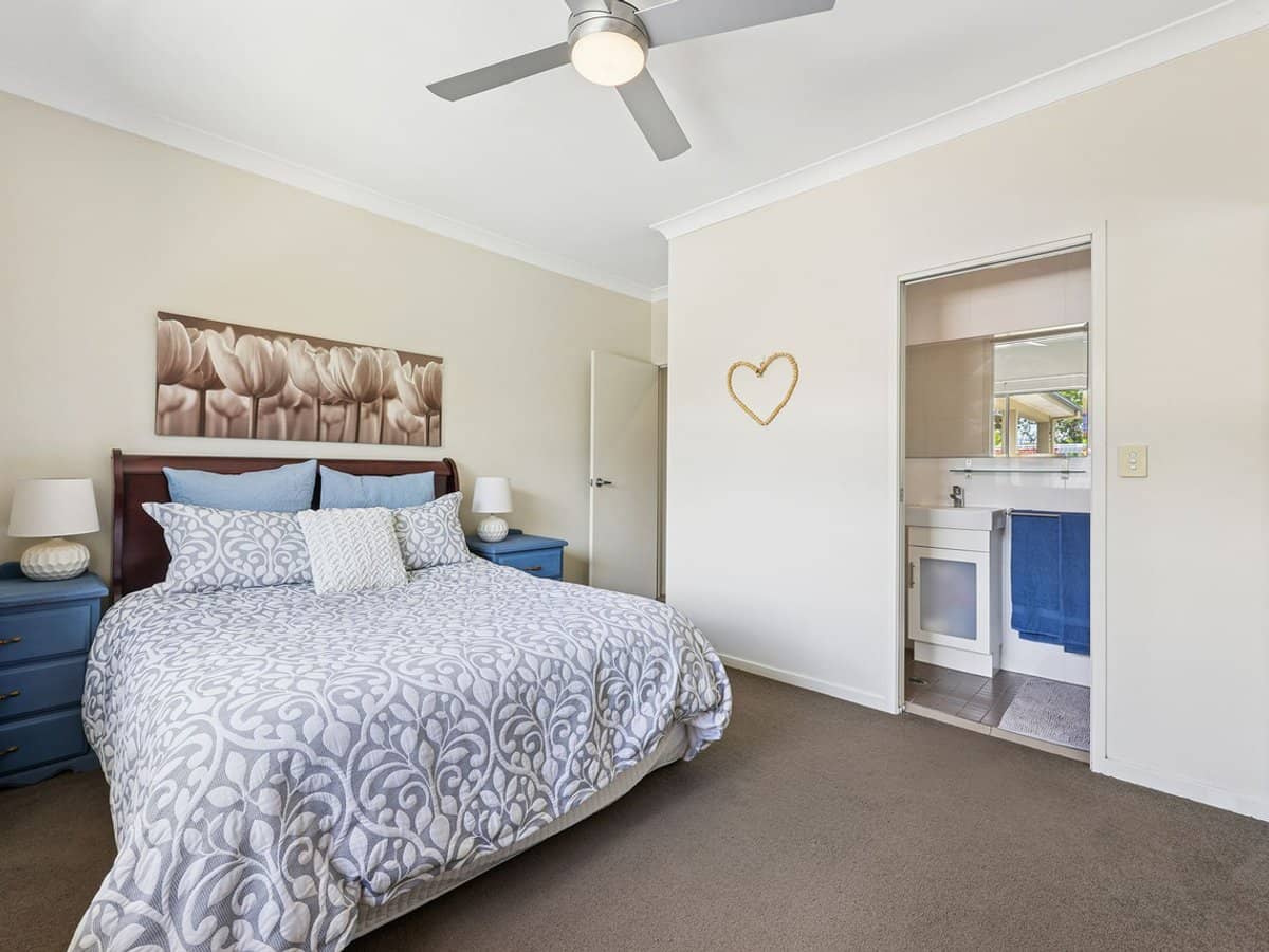 330 Ron Penhaligon Way, Robina - Thumbnail 15