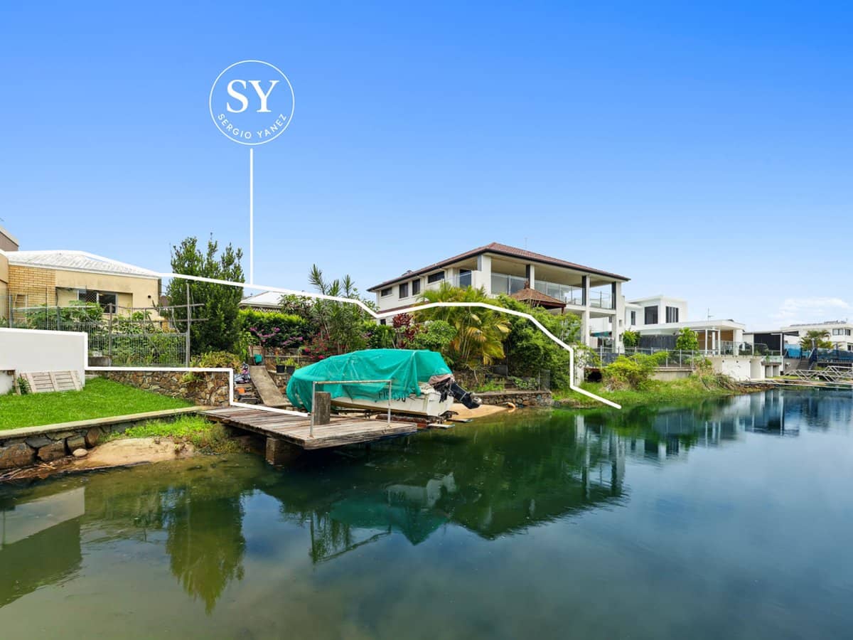 1 Sarasota Key, Broadbeach Waters - Thumbnail 1