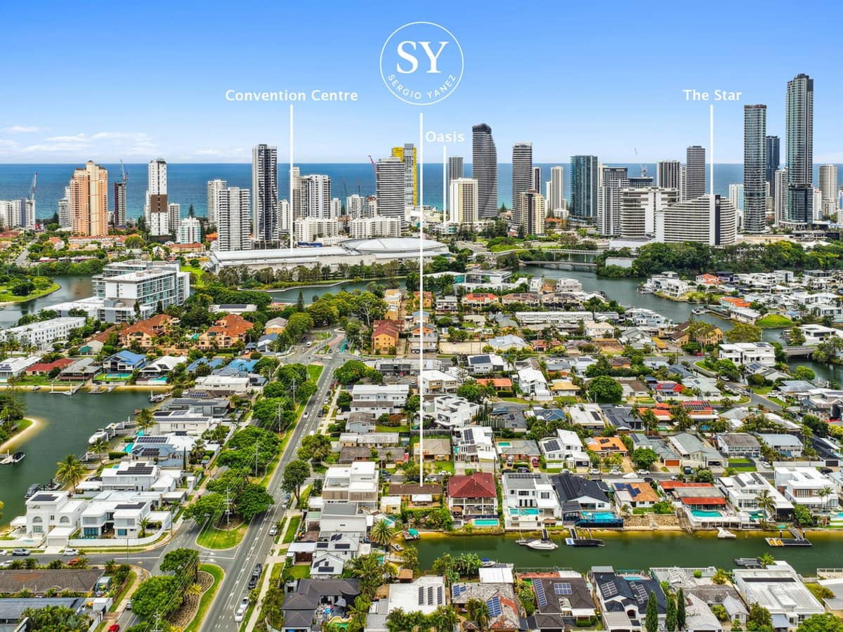 1 Sarasota Key, Broadbeach Waters - Thumbnail 2