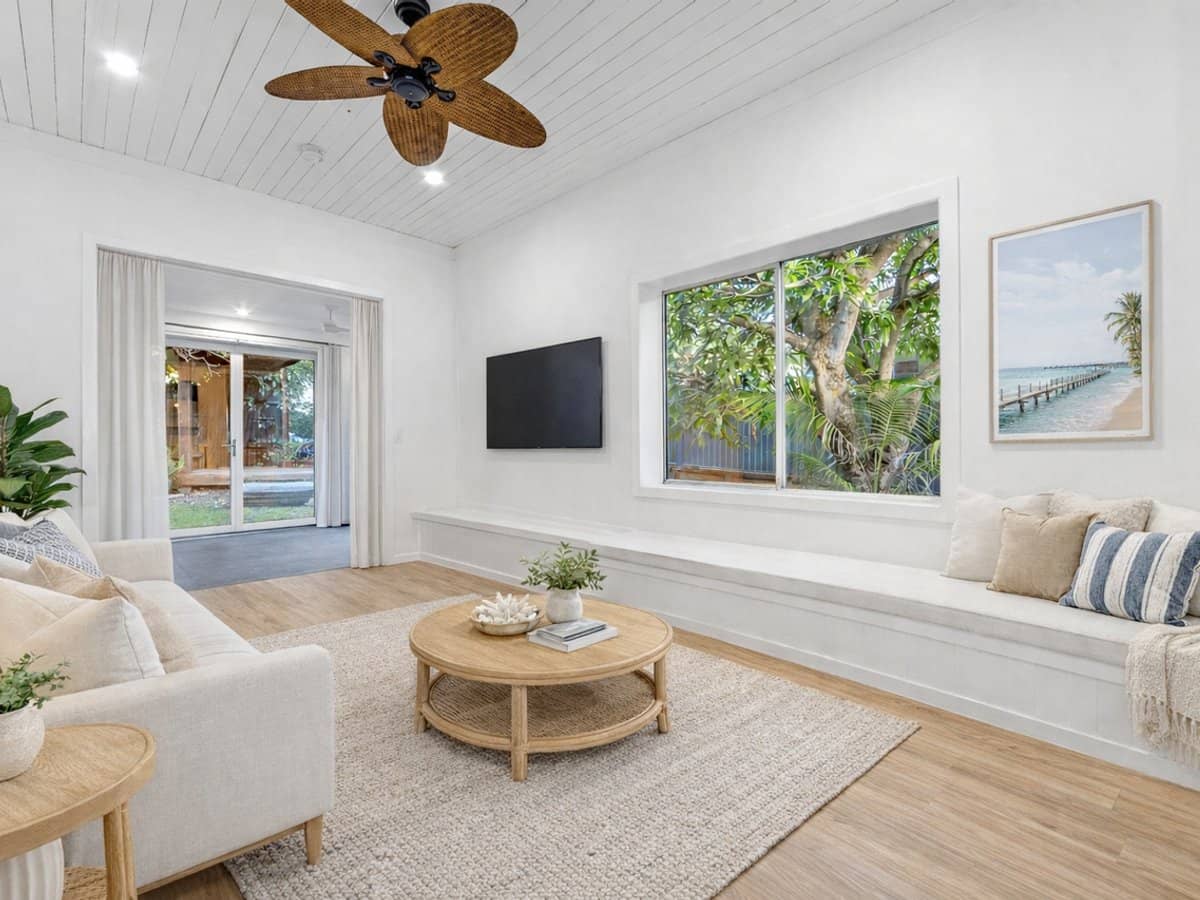 218 Ocean Parade, Burleigh Heads - Thumbnail 6