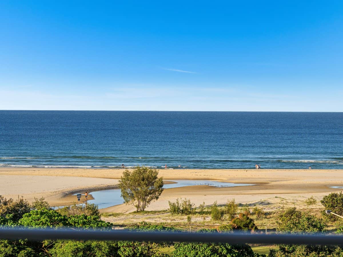 2 Creek Street, Coolangatta - Thumbnail 4