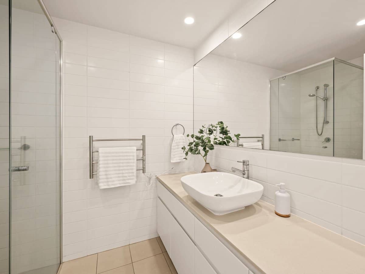 2 Creek Street, Coolangatta - Thumbnail 11