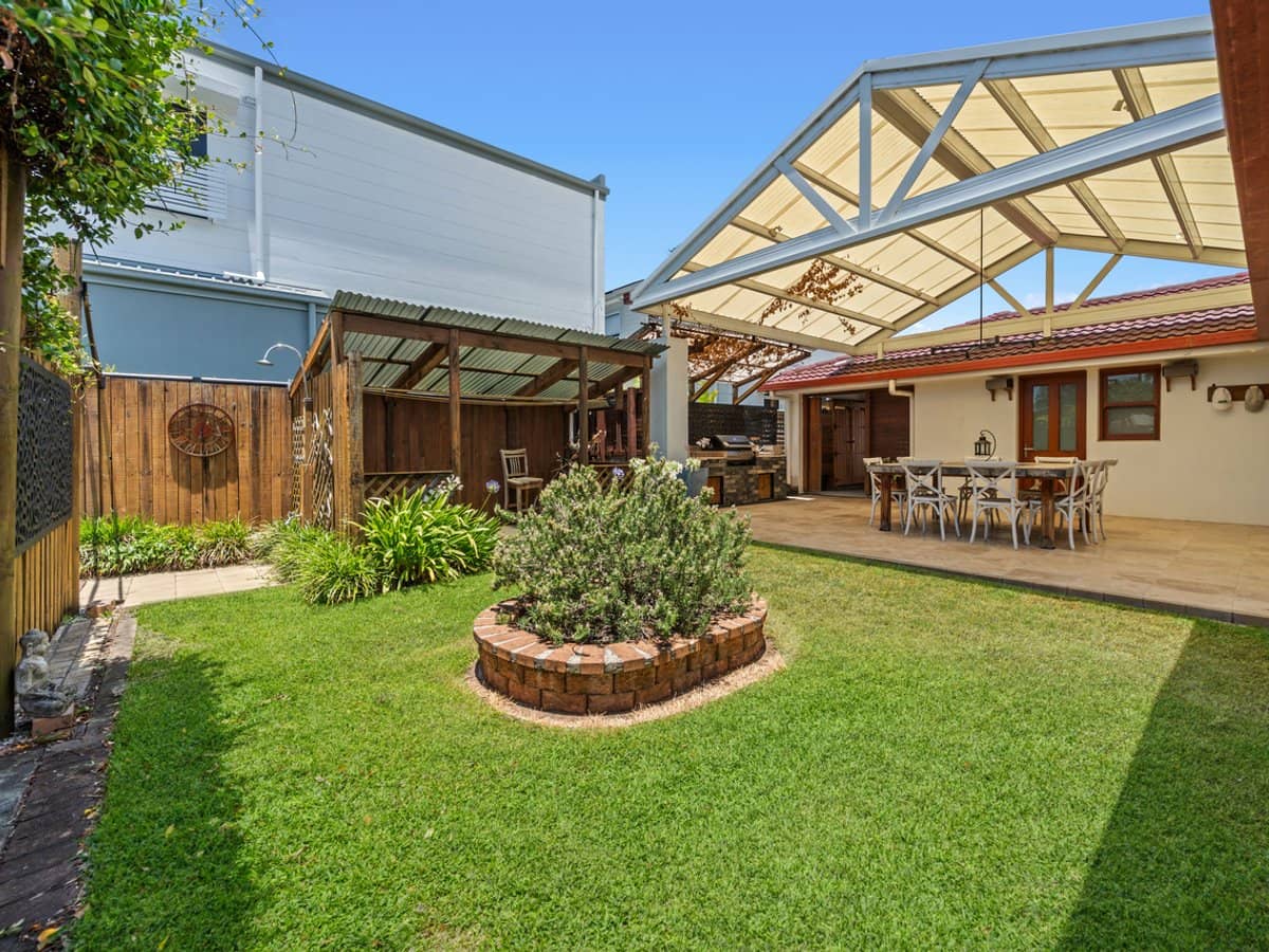 48 Bluejay Street, BURLEIGH WATERS - Thumbnail 7