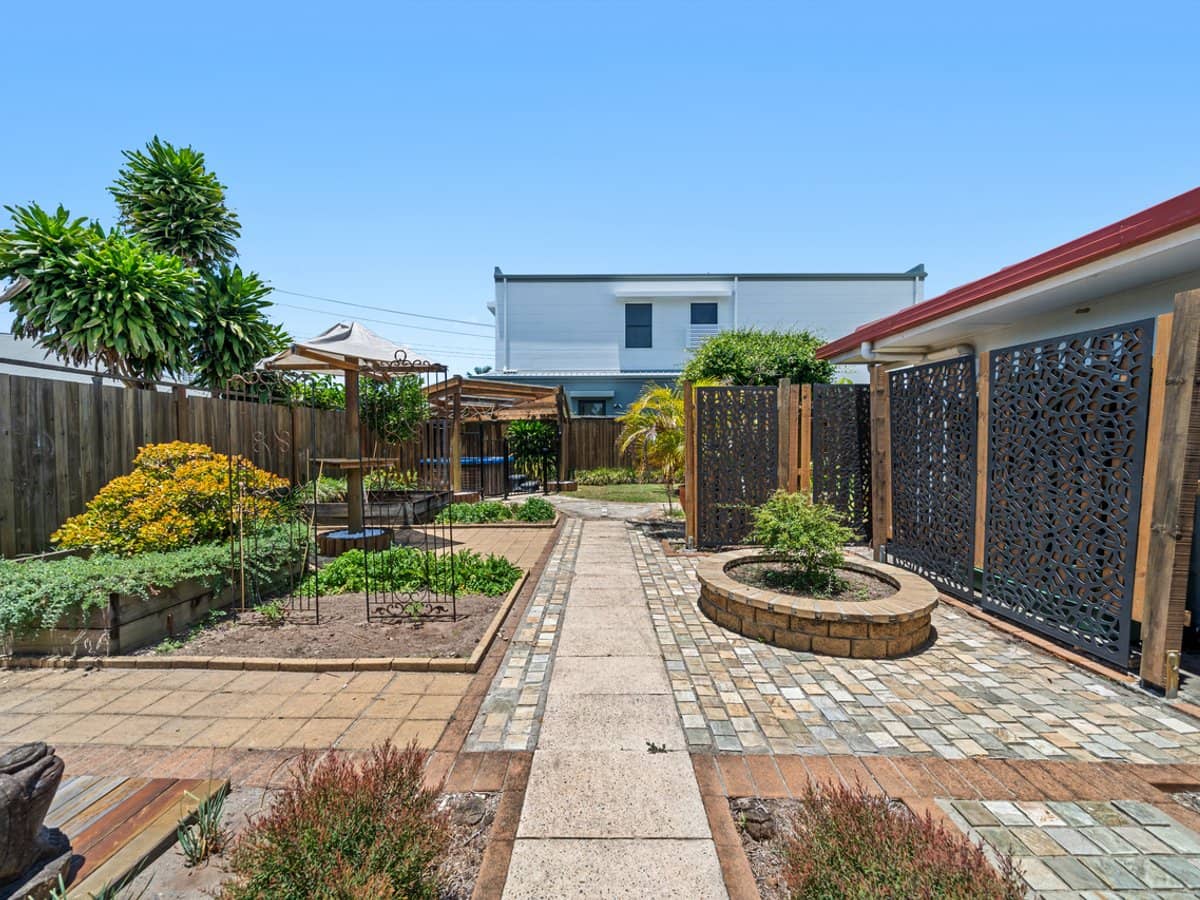 48 Bluejay Street, BURLEIGH WATERS - Thumbnail 19