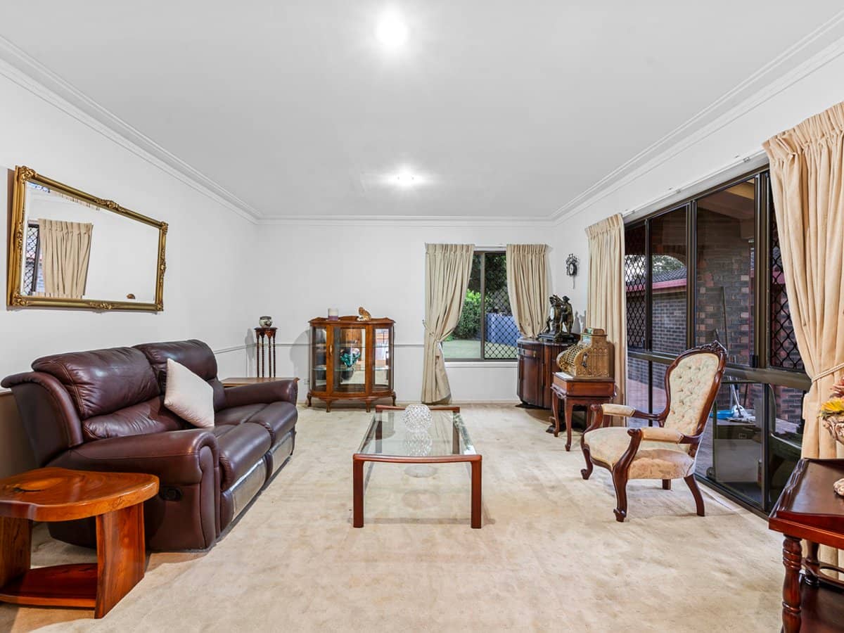 17 Rumbalara Avenue, ASHMORE - Thumbnail 7