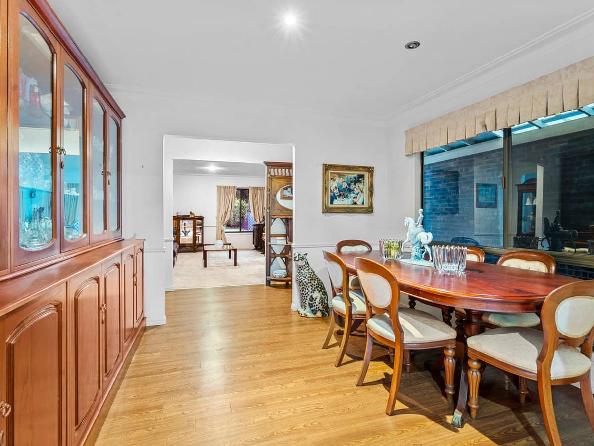 17 Rumbalara Avenue, ASHMORE - Thumbnail 8