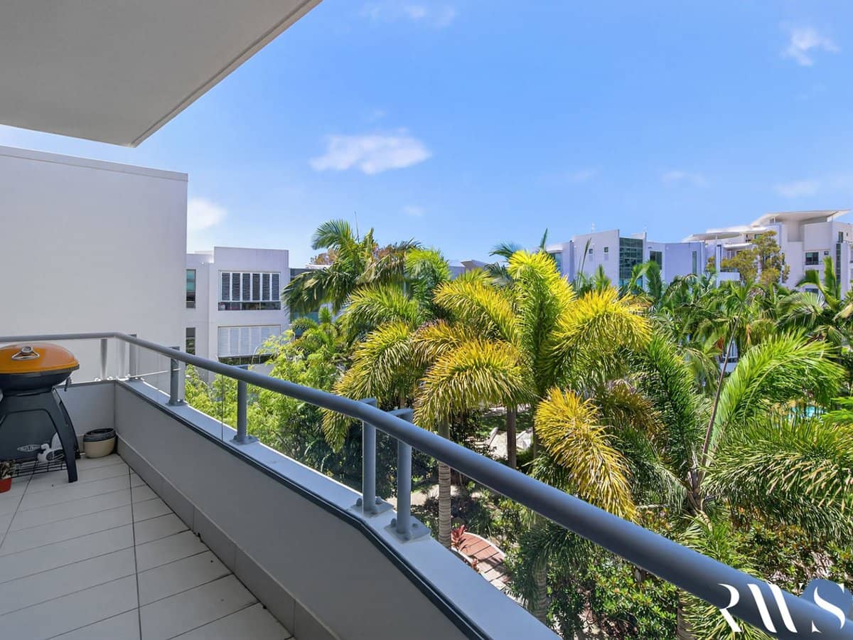 28 Bayview Street, Runaway Bay - Thumbnail 11