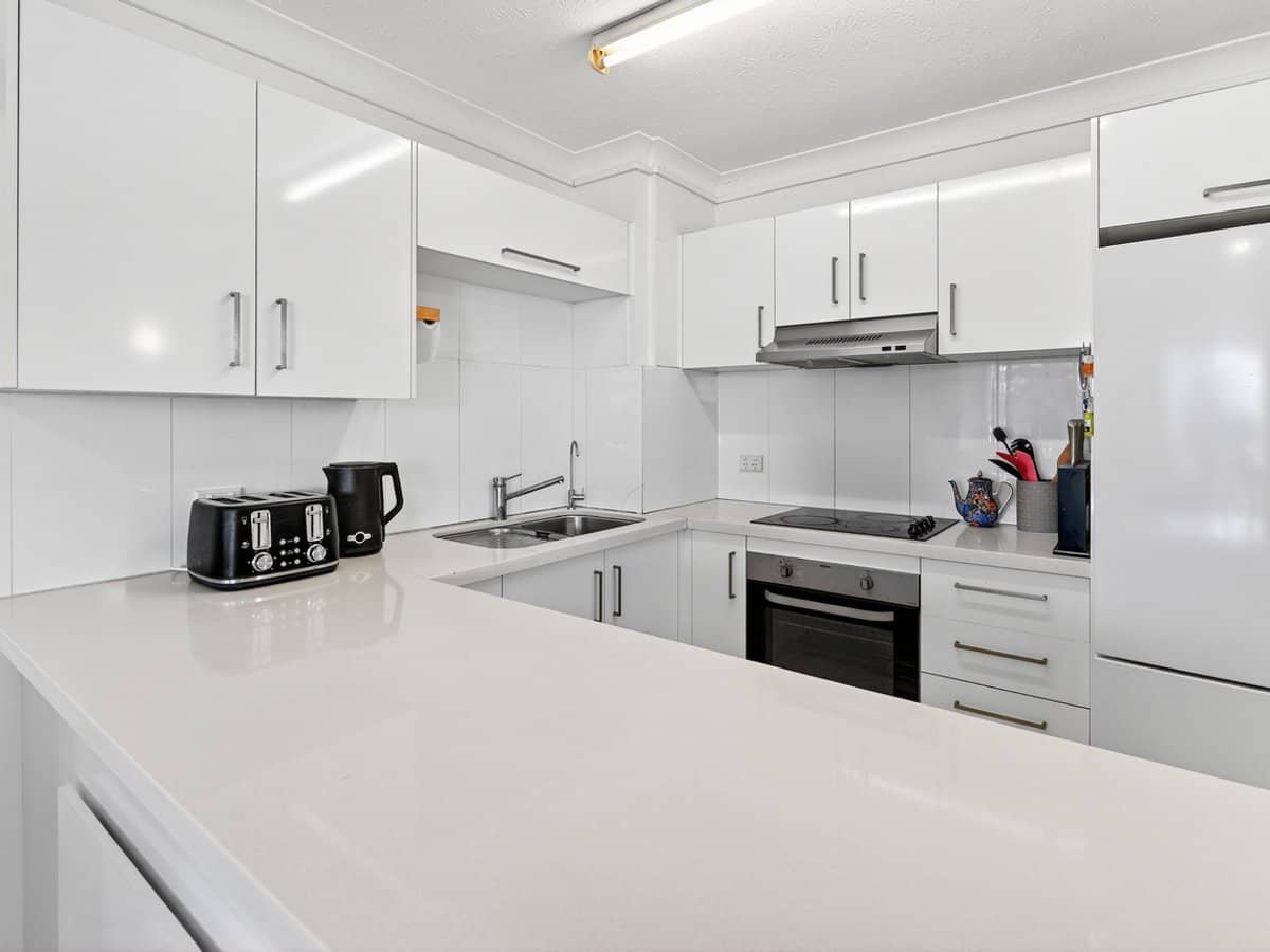 3575 Main Beach Parade, MAIN BEACH - Thumbnail 3