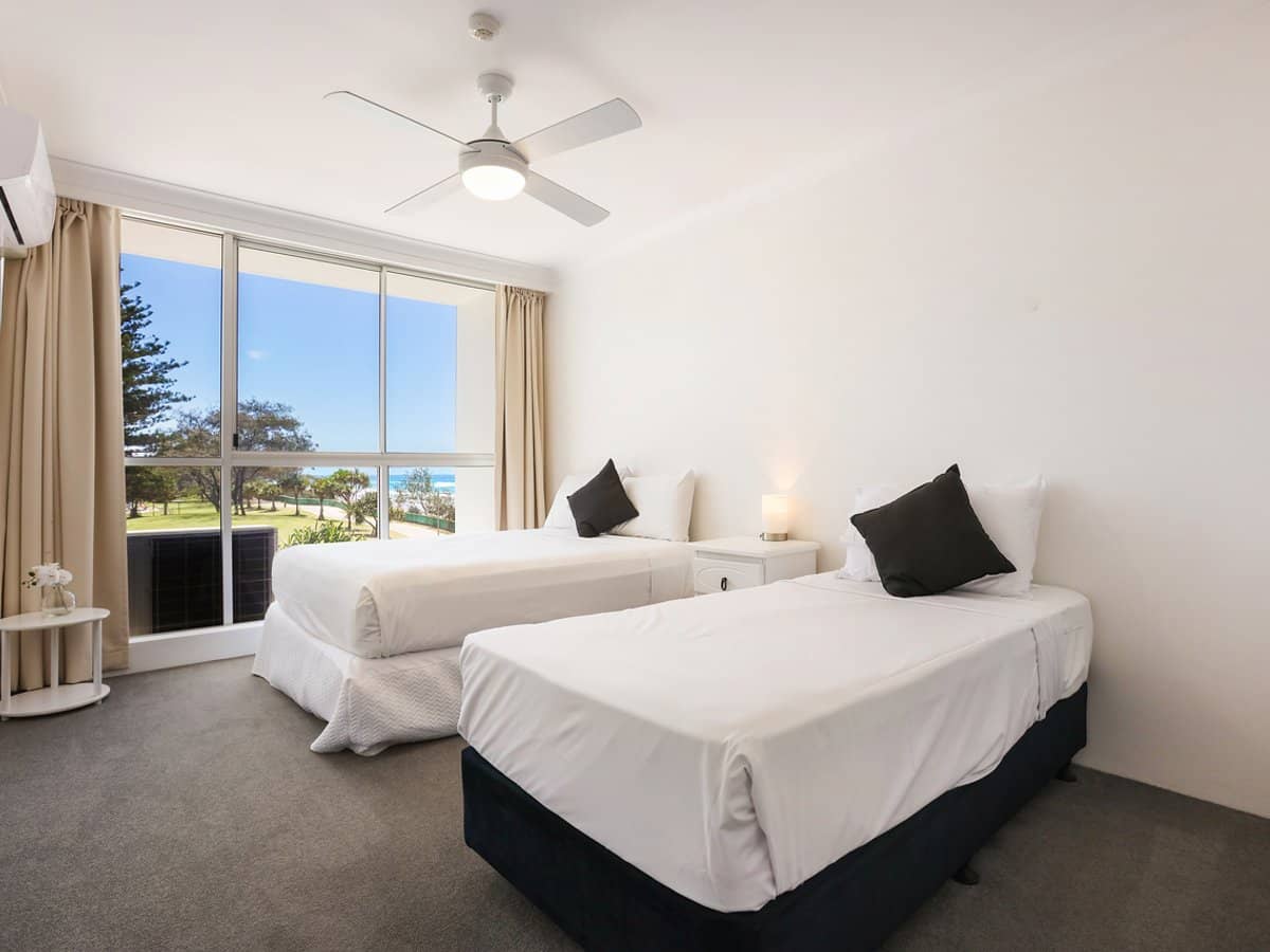 3575 Main Beach Parade, MAIN BEACH - Thumbnail 11