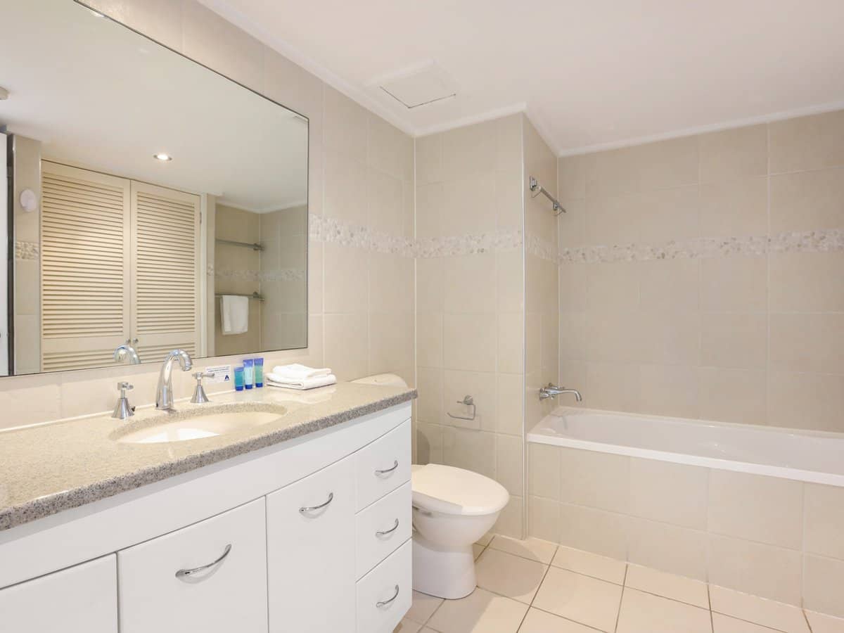 3575 Main Beach Parade, MAIN BEACH - Thumbnail 12