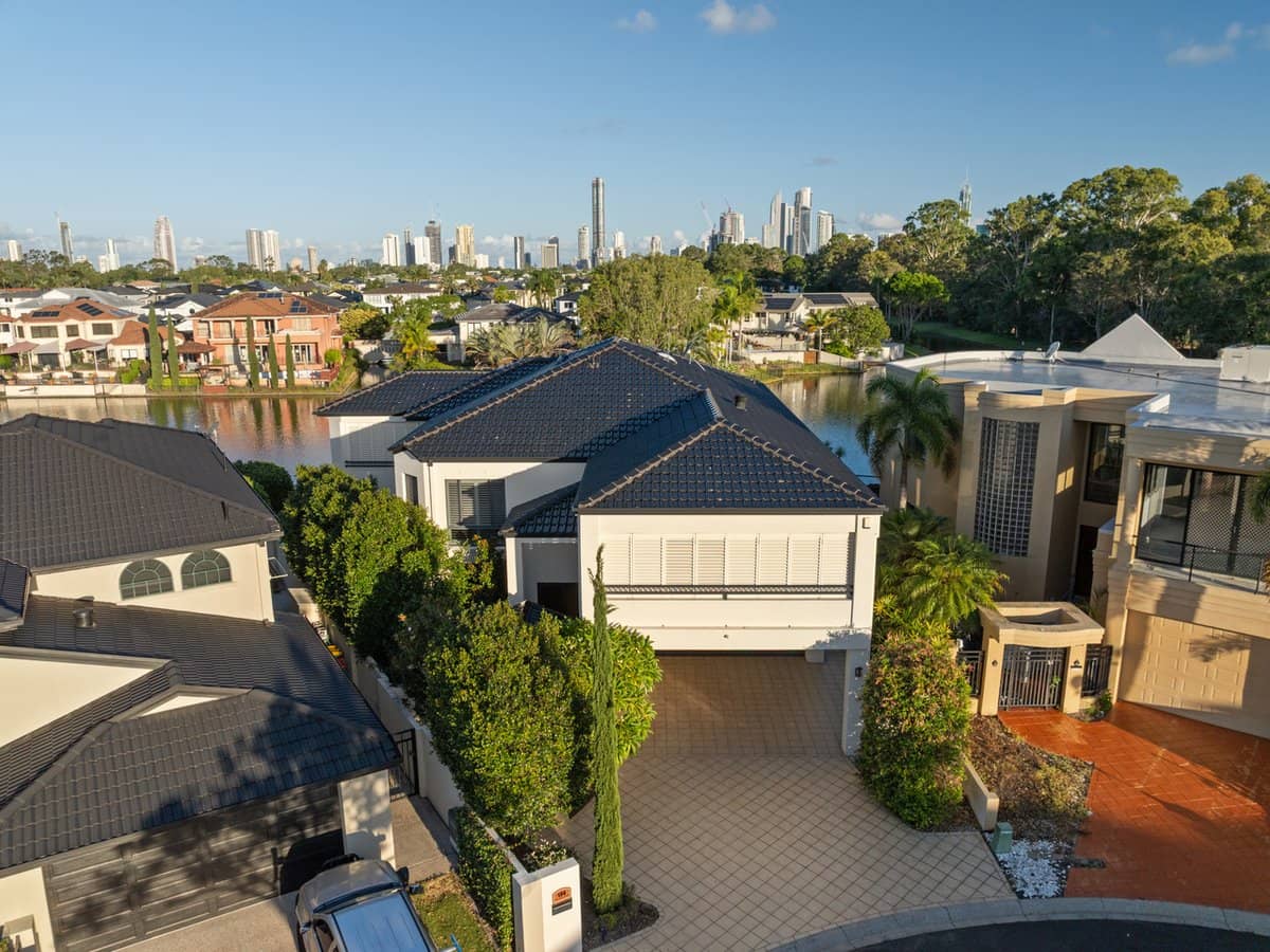 136/40 Cotlew Street East, Southport - Thumbnail 2