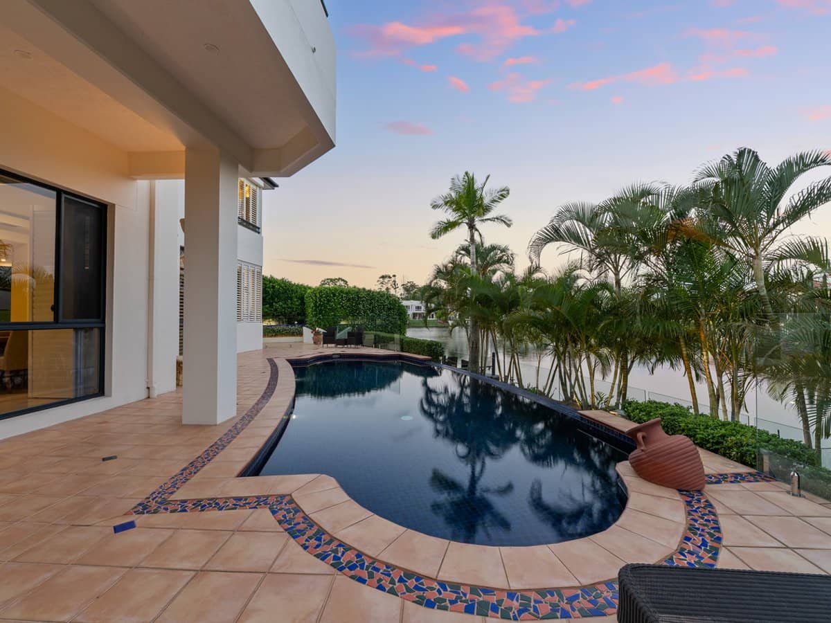 136/40 Cotlew Street East, Southport - Thumbnail 25