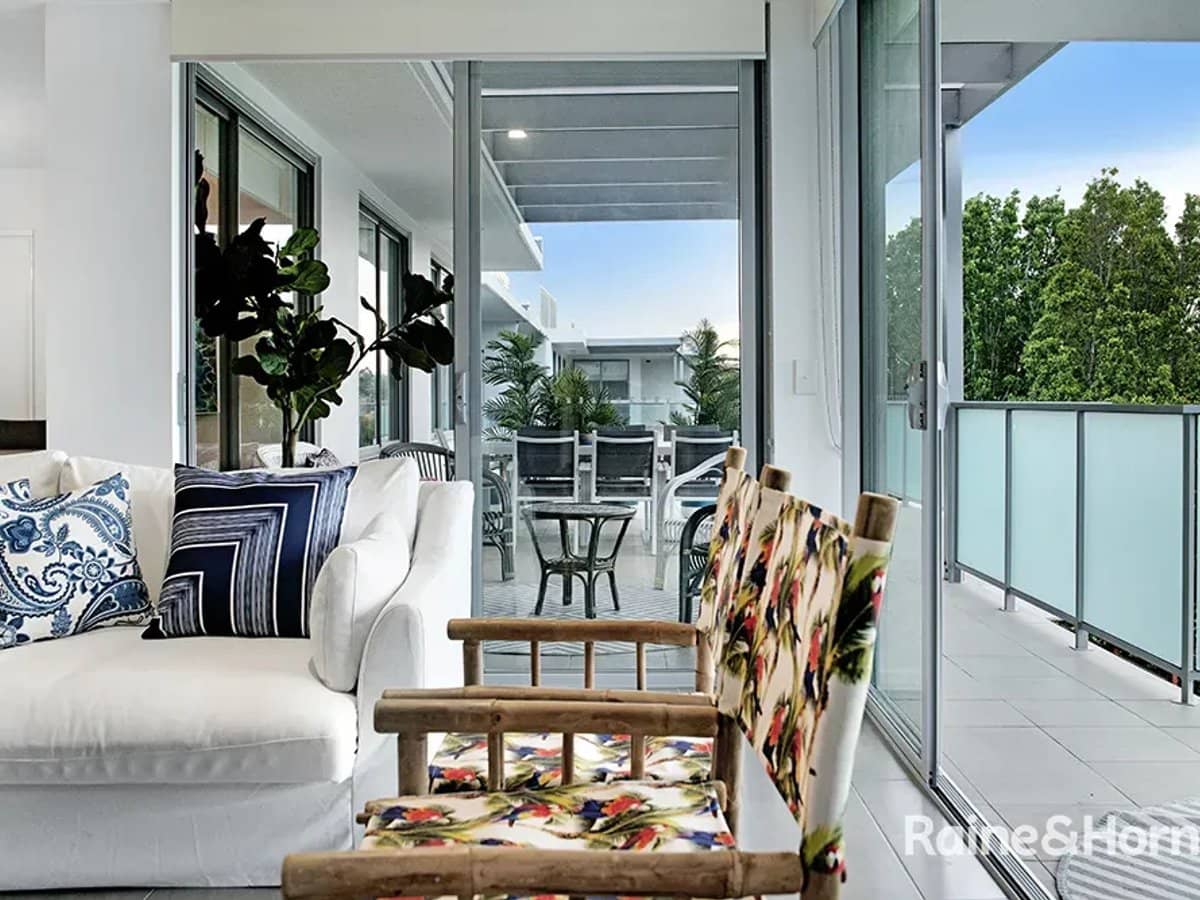 1-7 Waterford Court, BUNDALL - Thumbnail 9