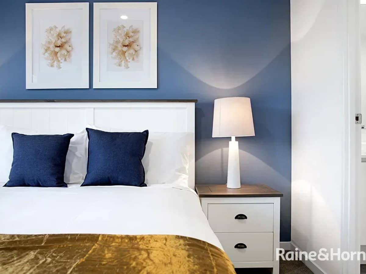 1-7 Waterford Court, BUNDALL - Thumbnail 16