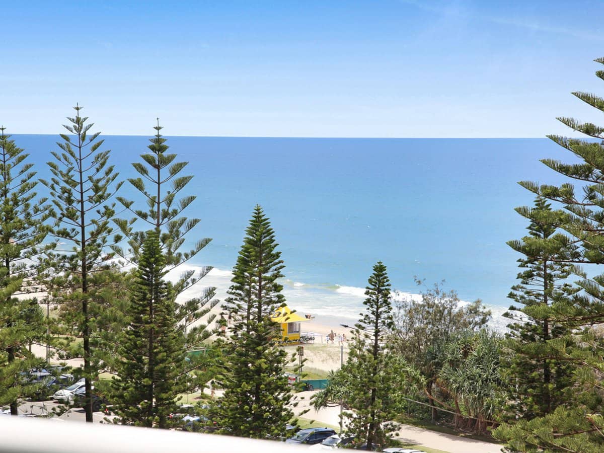 238 The Esplanade, Burleigh Heads - Thumbnail 17