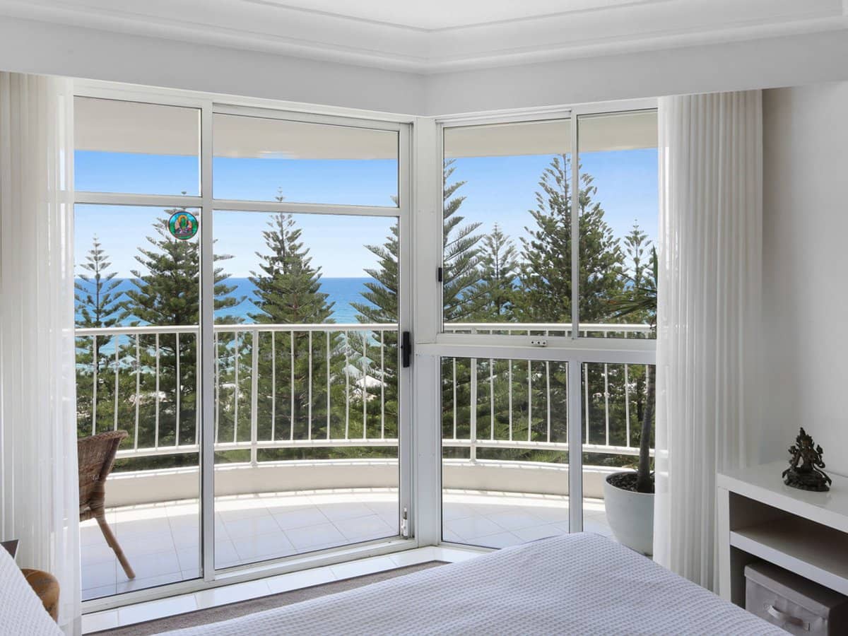 238 The Esplanade, Burleigh Heads - Thumbnail 19