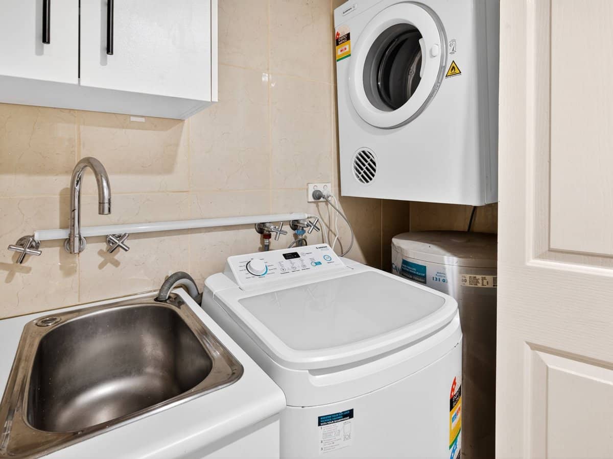 43 Enderley Avenue, Surfers Paradise - Thumbnail 16