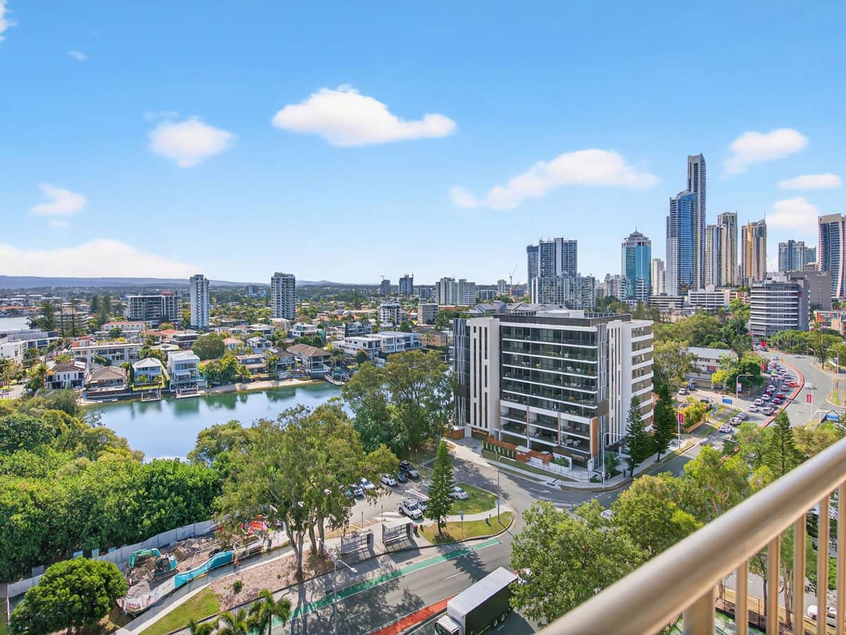 43 Enderley Avenue, Surfers Paradise - Thumbnail 19