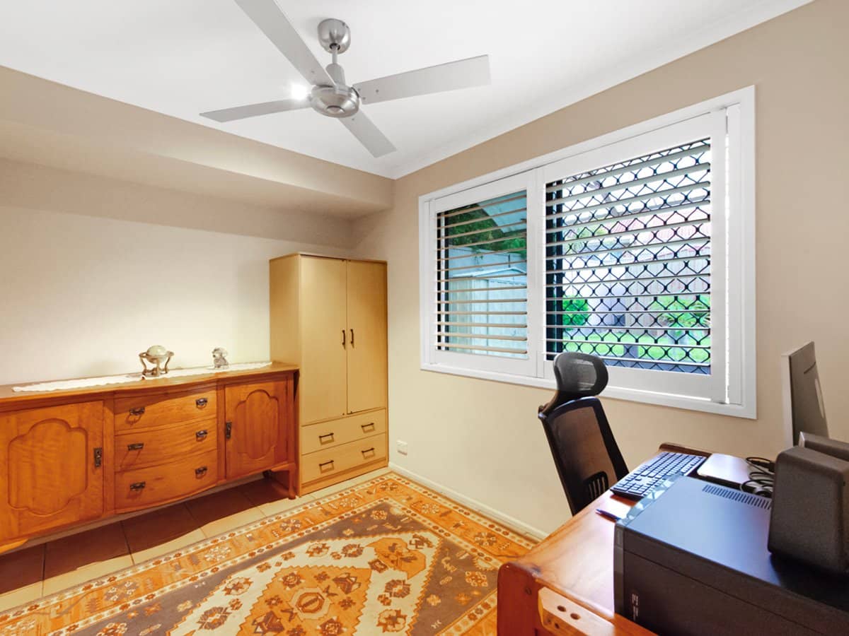 5 Essendon Close, ARUNDEL - Thumbnail 25