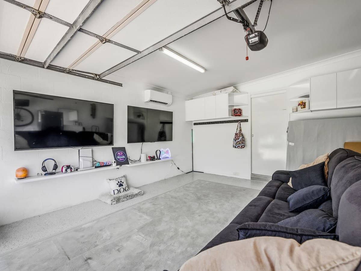 8 Woody Views Way, Robina - Thumbnail 23