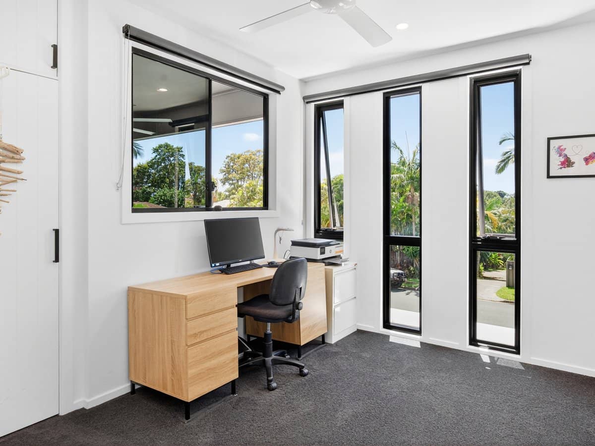 14 Pinaroo Crescent, ASHMORE - Thumbnail 31