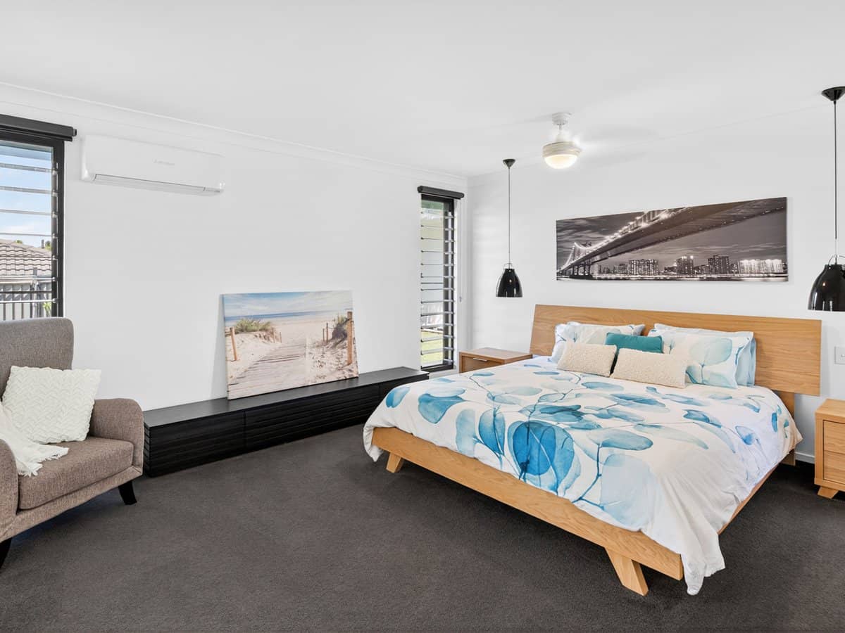 14 Pinaroo Crescent, ASHMORE - Thumbnail 18