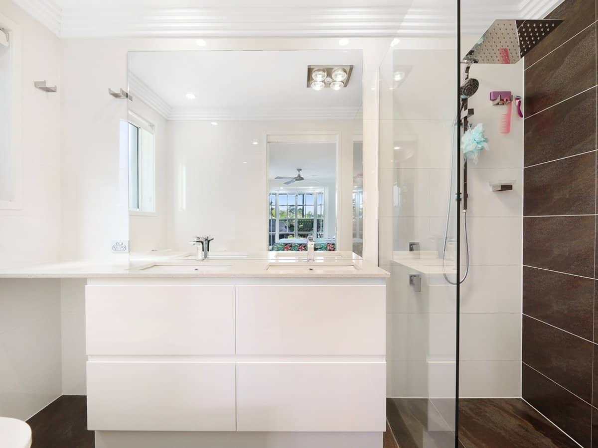 61 Manly Drive, ROBINA - Thumbnail 17