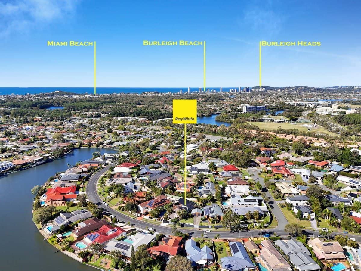 61 Manly Drive, ROBINA - Thumbnail 18