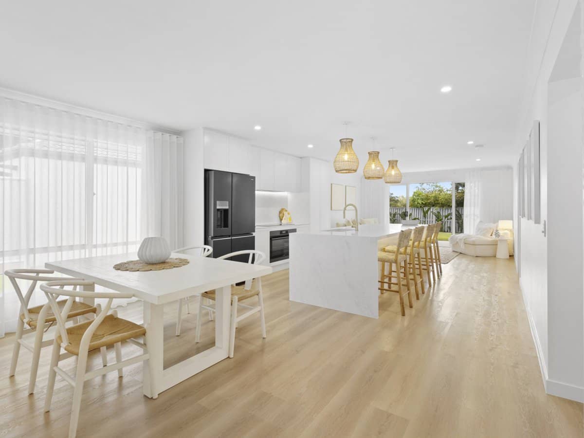 3 Picabeen Close, ROBINA - Thumbnail 1