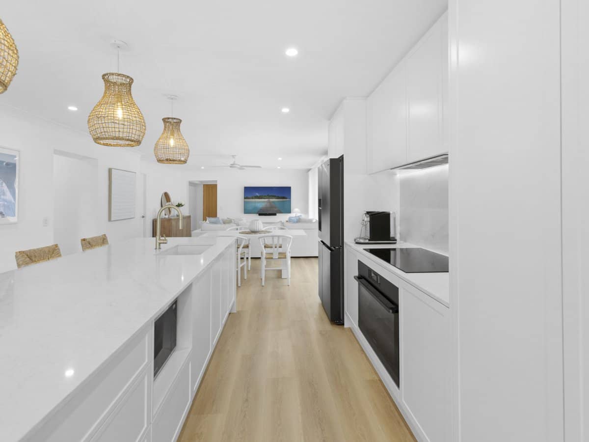 3 Picabeen Close, ROBINA - Thumbnail 5