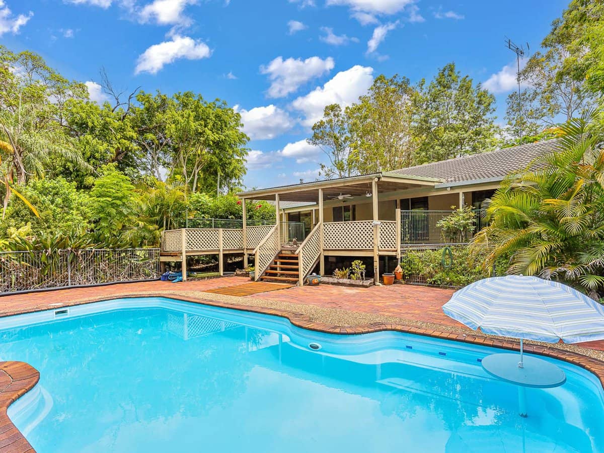 26 Wallaby Drive, MUDGEERABA - Thumbnail 1