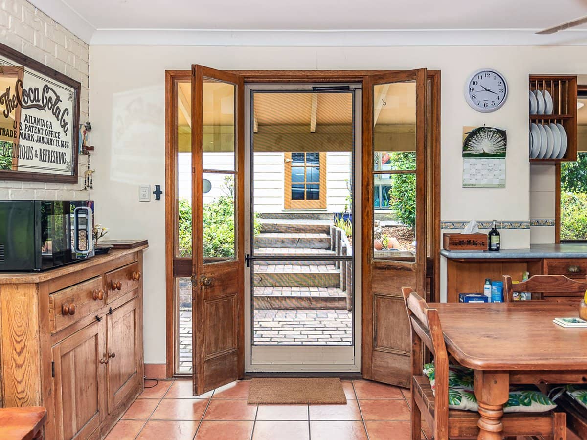 26 Wallaby Drive, MUDGEERABA - Thumbnail 5