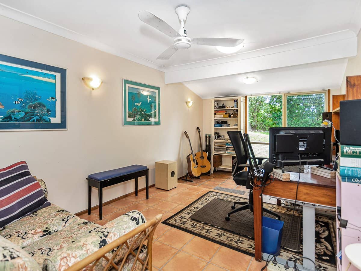26 Wallaby Drive, MUDGEERABA - Thumbnail 17