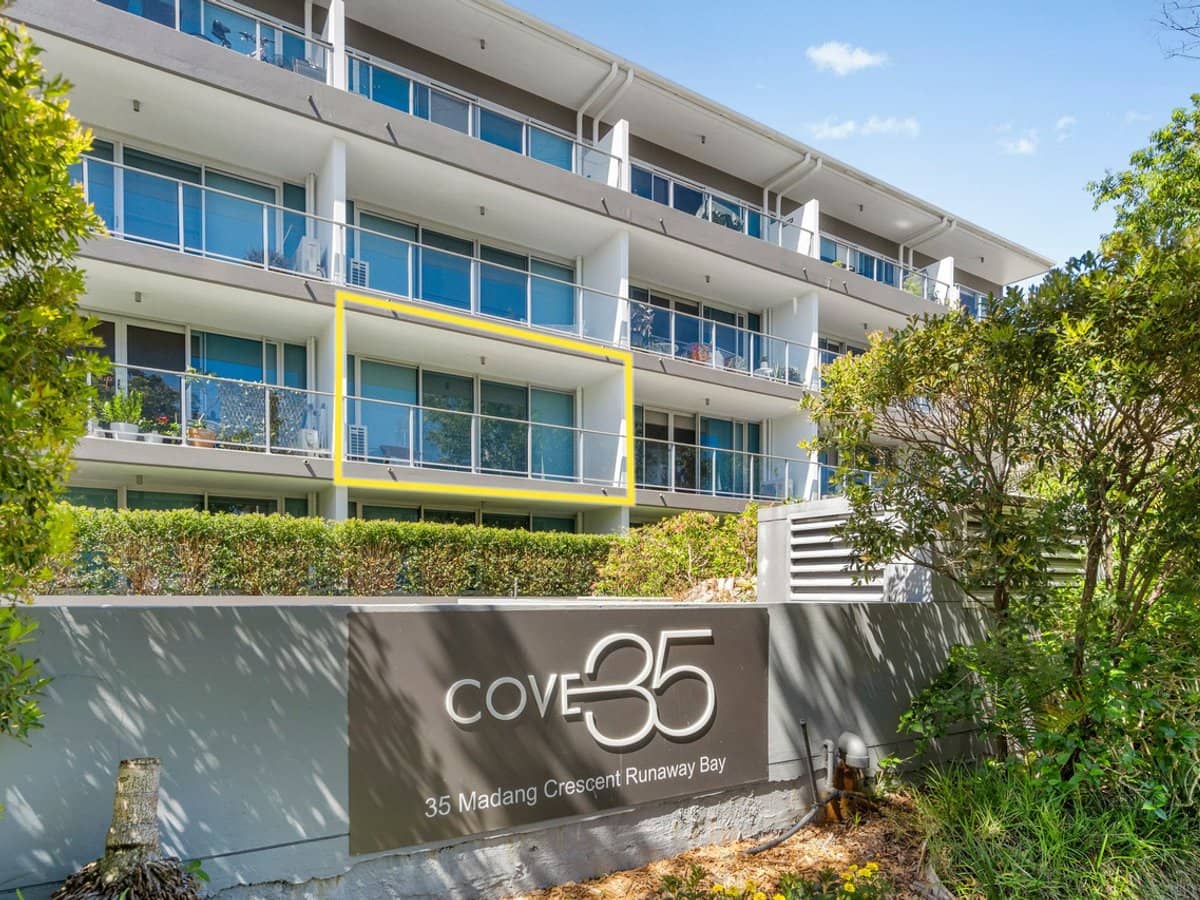 33 Madang Crescent, Runaway Bay - Thumbnail 1