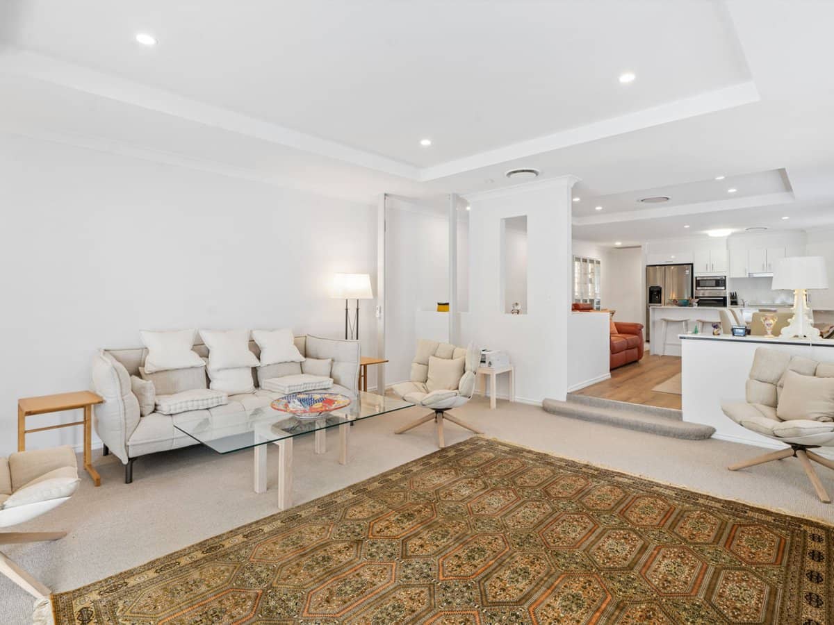 22B Lennie Avenue, Main Beach - Thumbnail 2