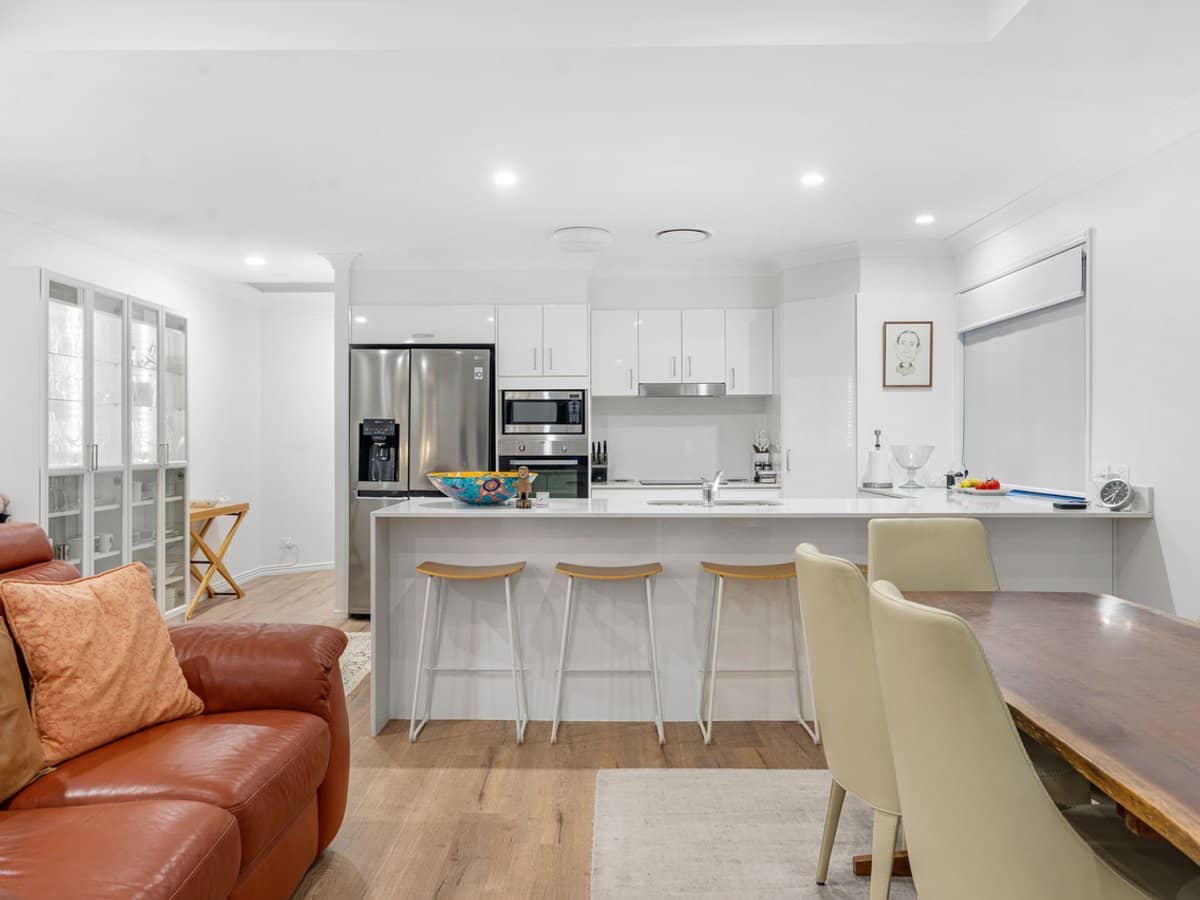 22B Lennie Avenue, Main Beach - Thumbnail 6